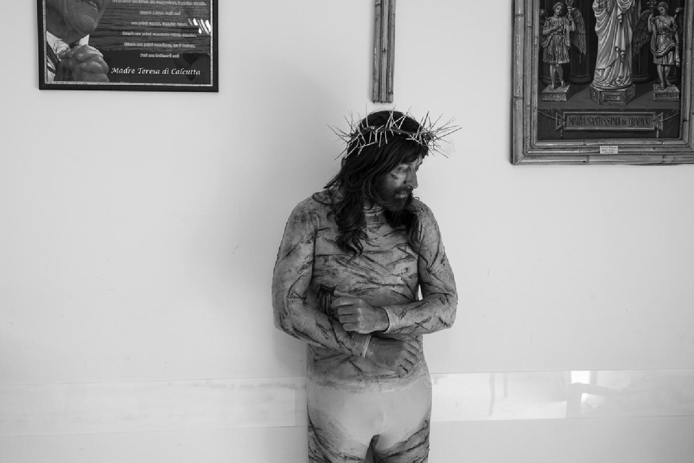 Photograph from The Weight of the Cross